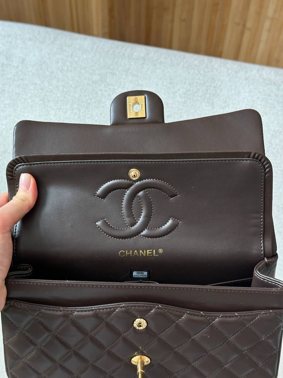 Miniatura: Chanel Classic 2.55 Medium Double Flap in Brown Gold