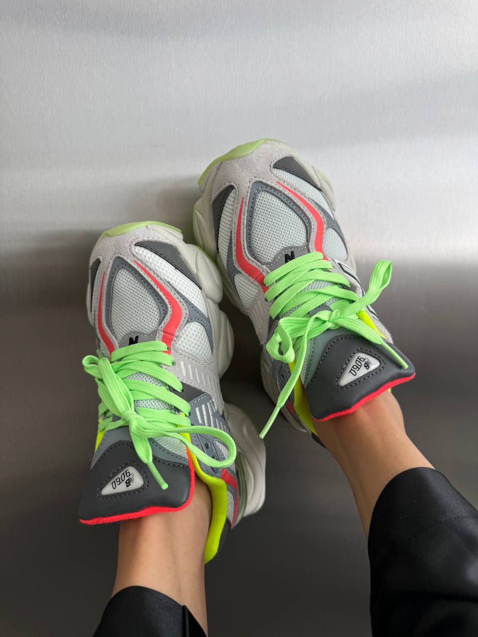 Miniatura: New Balance 9060 Glow