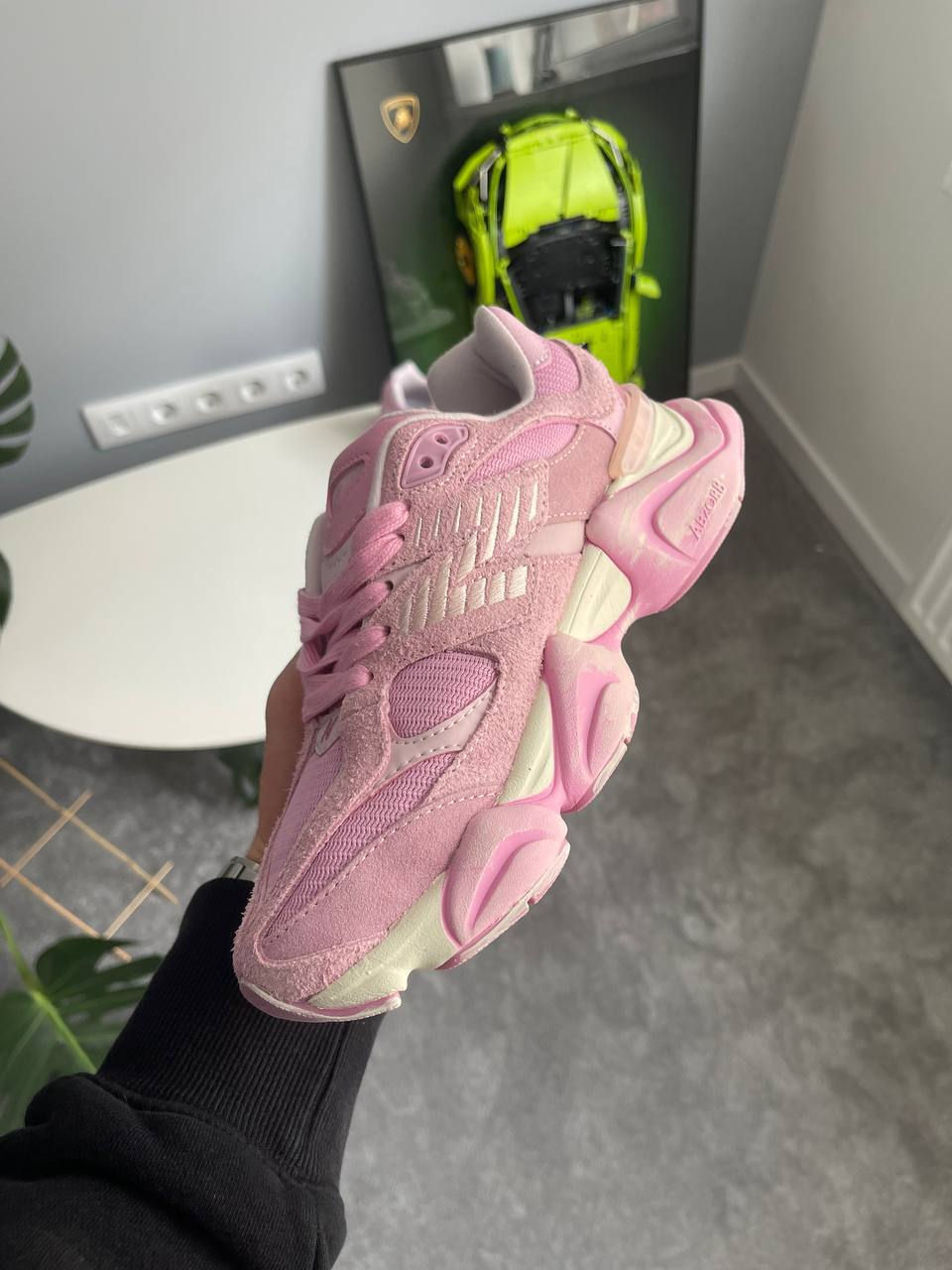 Miniatura: New Balance 9060 Pink