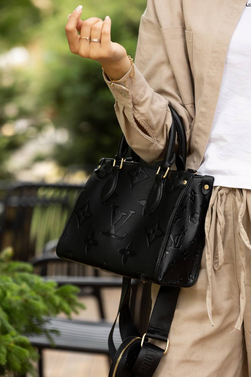Miniatura: Louis Vuitton OnTheGo PM Black