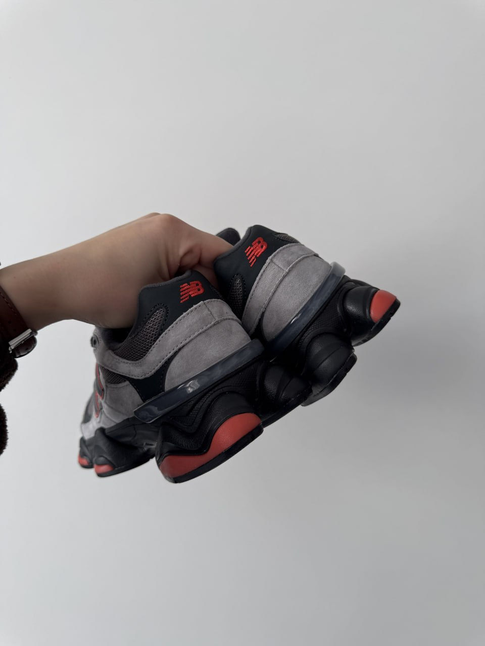 Miniatura: New Balance 9060 Grey Red