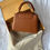 Miniatura: Louis Vuitton Capucines Medium Camel with Gold