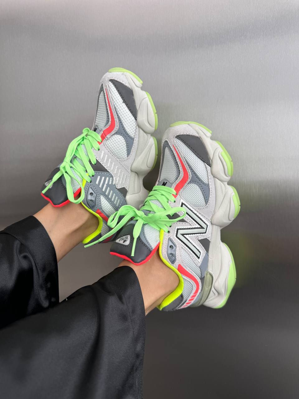 Miniatura: New Balance 9060 Glow