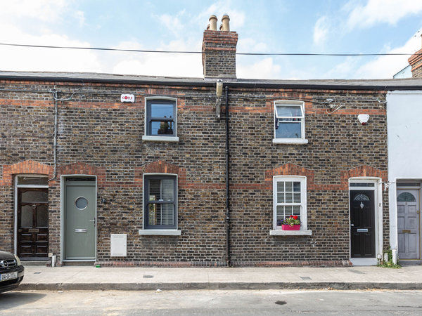 MWFmOGY0OThhZGRlZTI3MDczZmRmZTY2ZGQ5ODM1