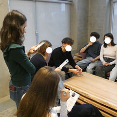 Fnayy-groupe-cartes.jpg