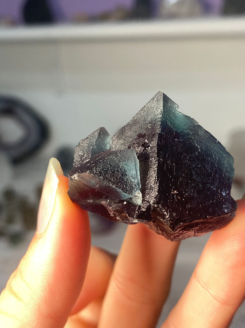 Thumbnail: Octahedral Fluorite blue purple Zoning with natural Octahedron Formation