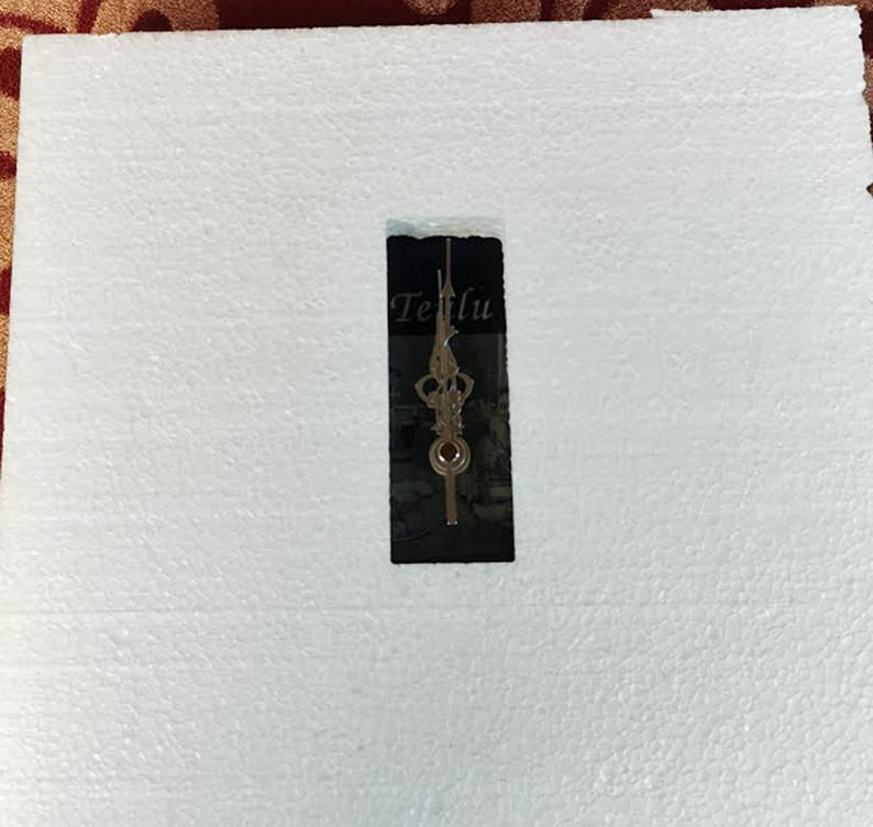 Thumbnail: Slate clock