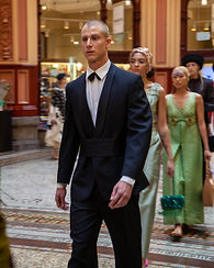 VAULTRunway-Apr08-2022-51.jpg