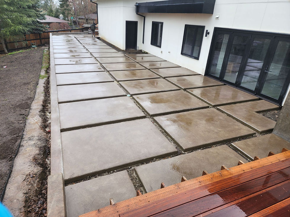 Modern Concrete Patio with Floating Slabs