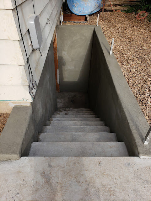 Concrete Steps and Staircases from Big to Small