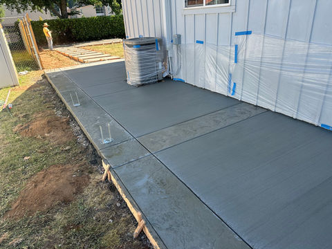 Large concrete slab - professional flatwork by Kornerblock Concrete