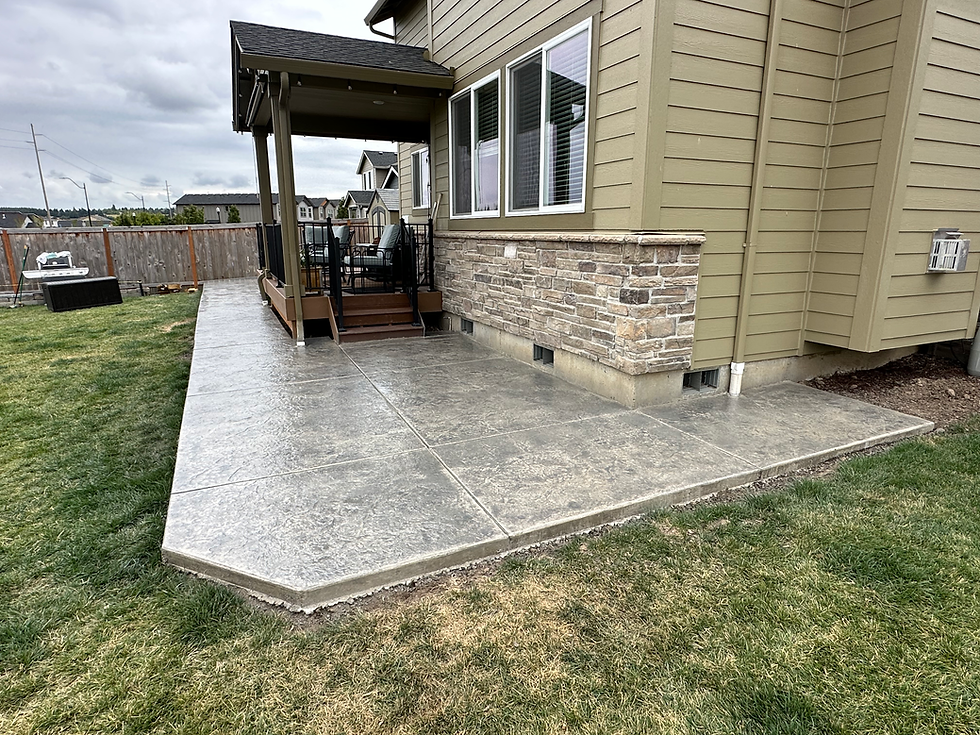 Large Decorative Concrete Backyard Patio