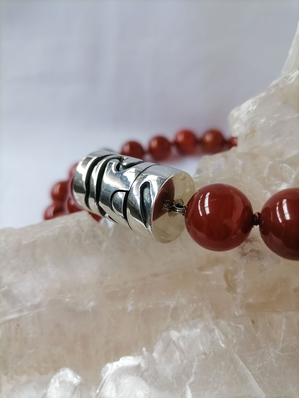 Thumbnail: Carnelian puzzle