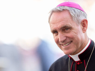 Archbishop Gänswein Calls for Restoration of Summorum Pontificum