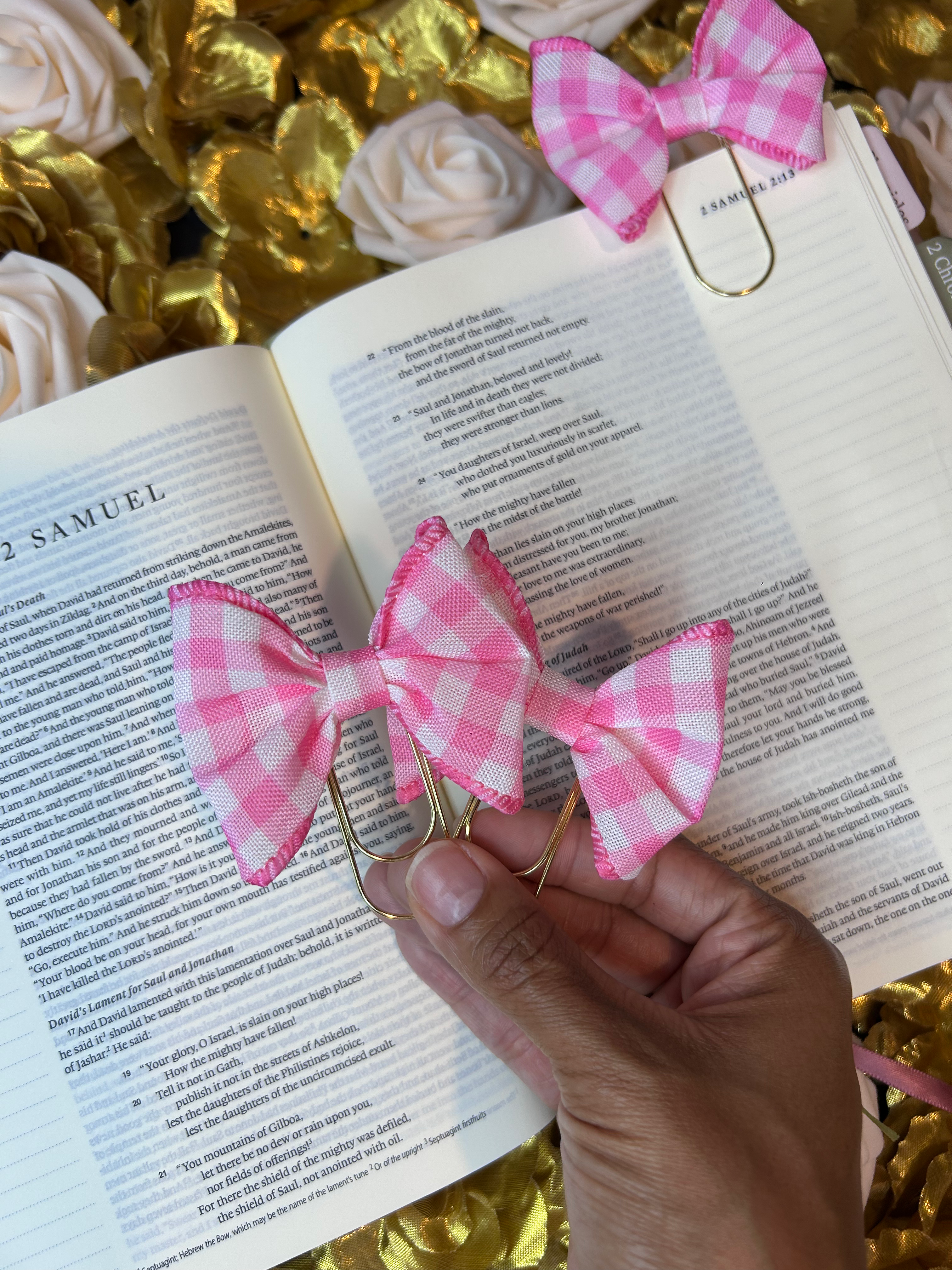 Plaid Pink And White Bow Bible Bookmark Clip: Gold Paperclip