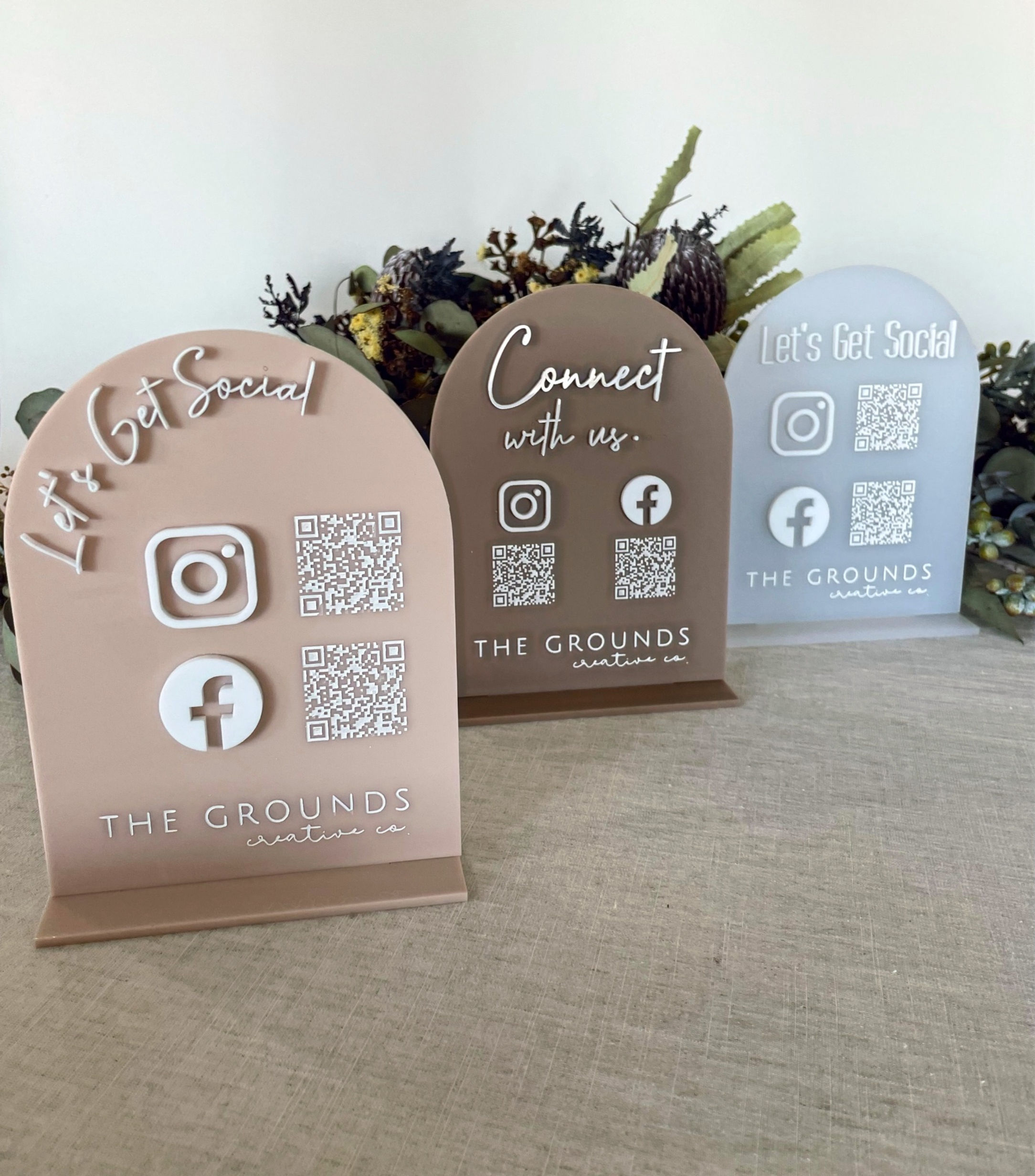 Lets get social sign