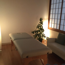 Massage table