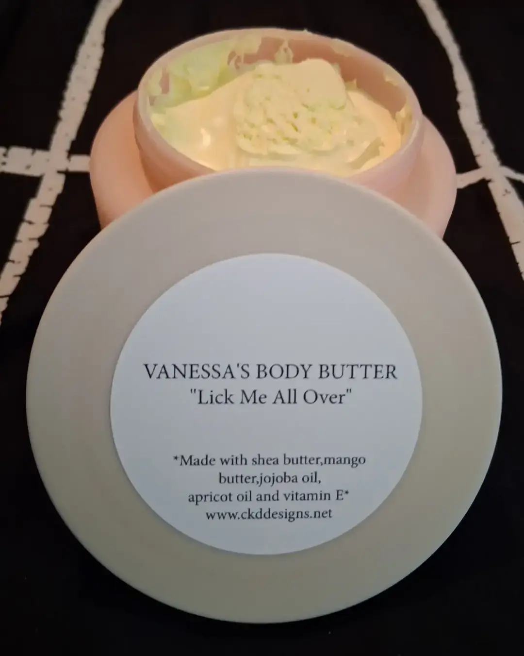VANESSA'S BODY BUTTER 