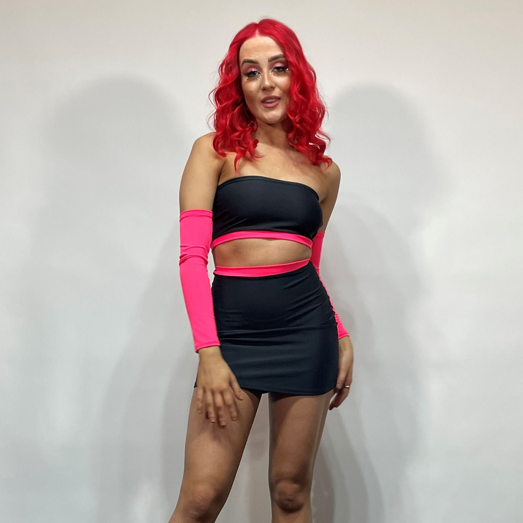 SAMPLE UK 6 (US 2) Neon Pink 3/4 Length Sleeves