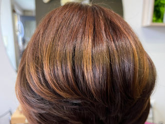 🌿 What Does It Mean to Choose a Bio Hairdresser?