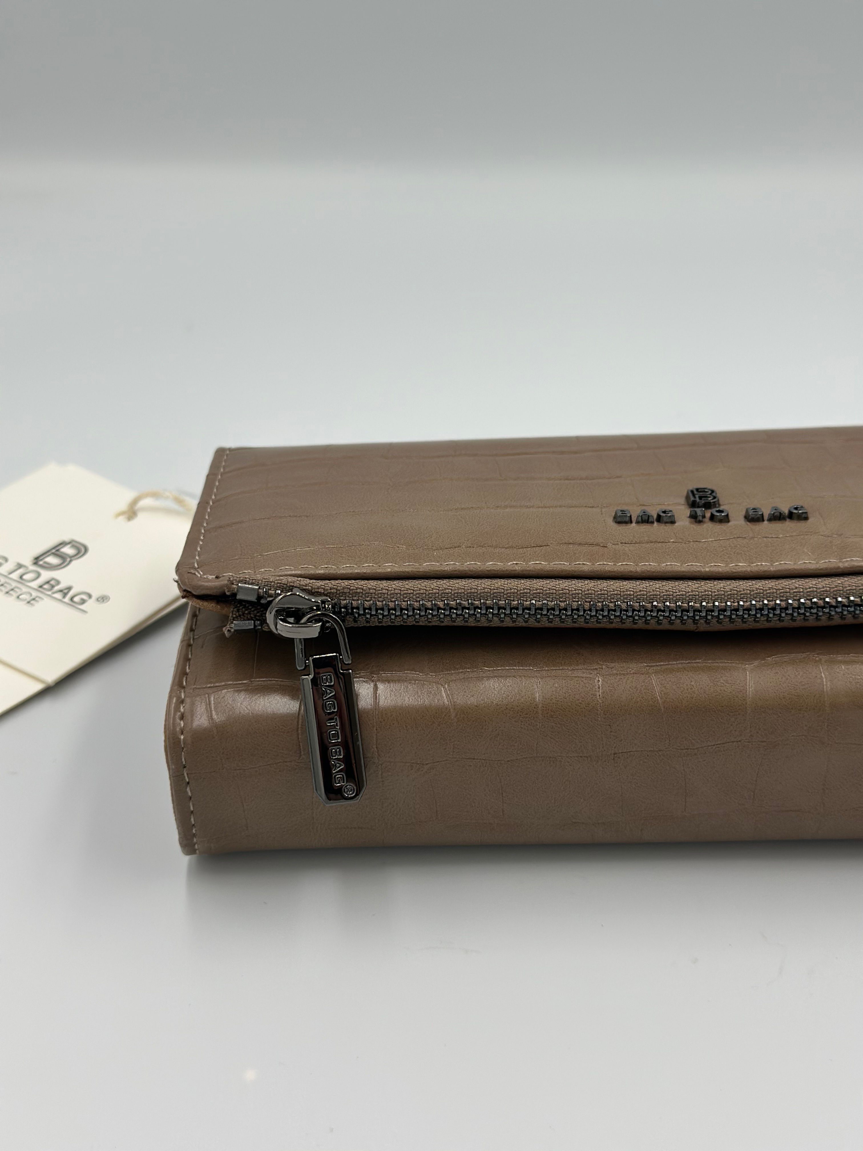 Γυναικείο πορτοφόλι μπεζ BAG TO BAG