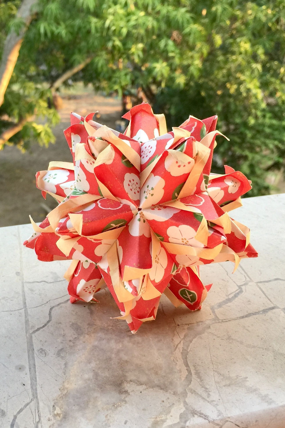 Solid Tulip Kusudama (Tulip var.)