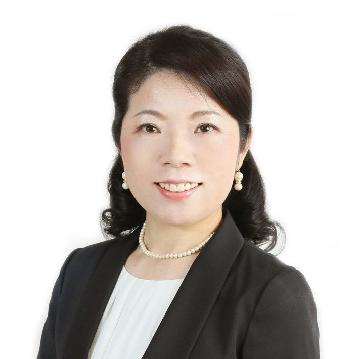 山本　千惠 山本千恵.jpg