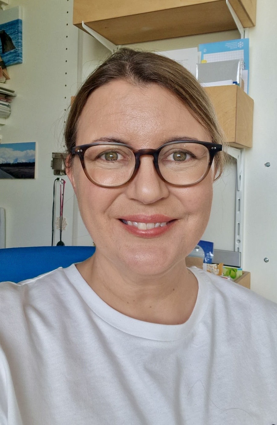 Writer: Karin Waldhauser