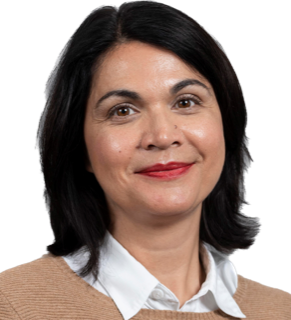 Writer: Maria Ferreira