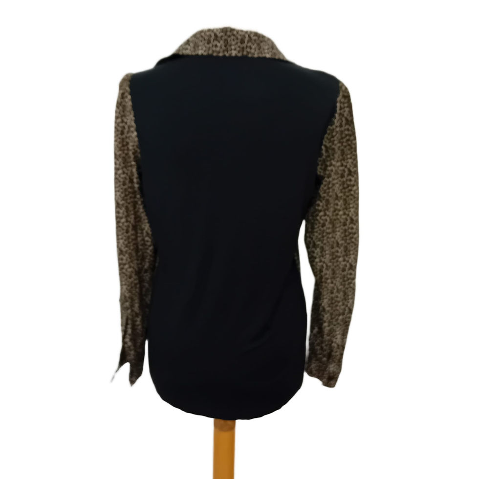 Thumbnail: Weekend Max Mara Leopard Button-Down Shirt with Black Back