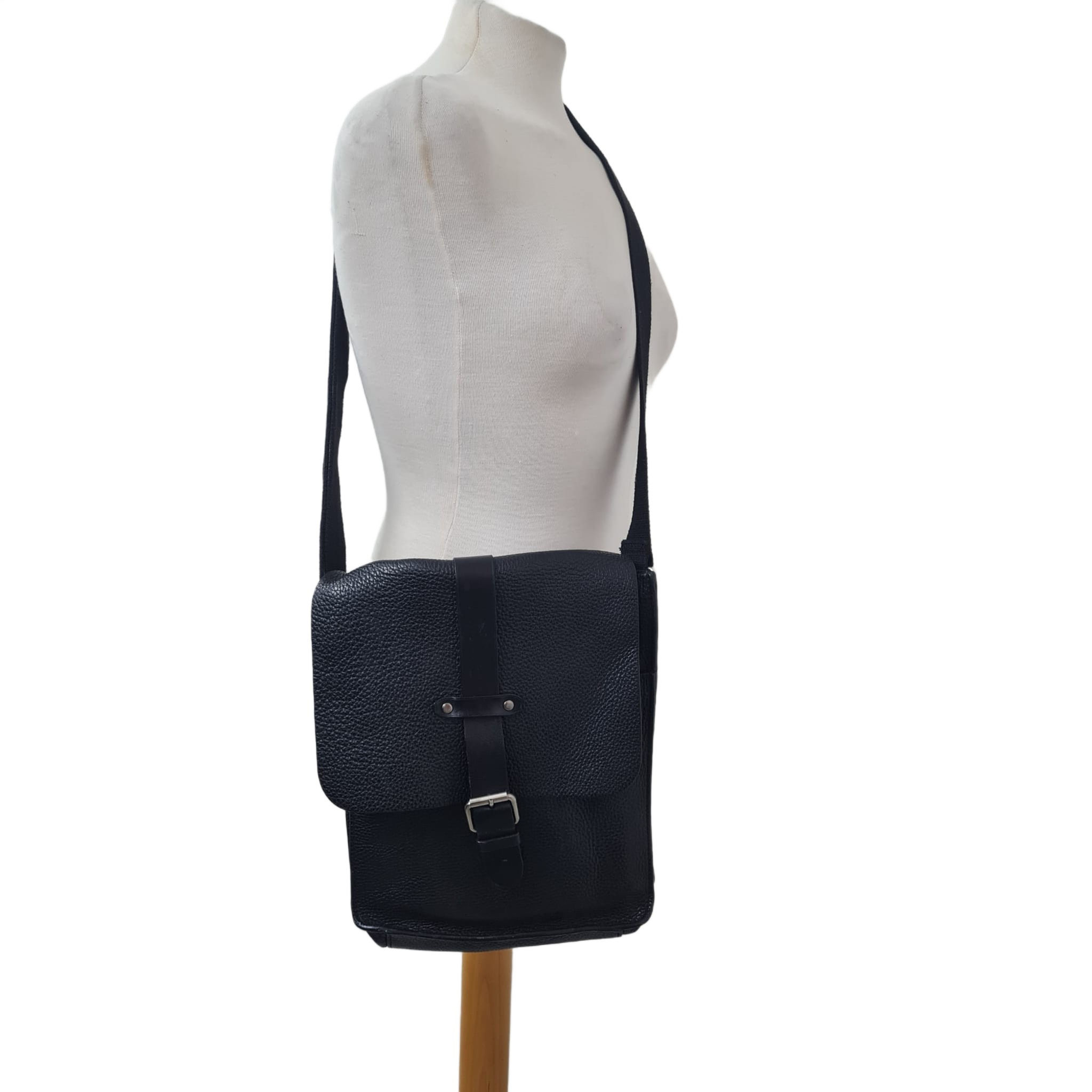 GENUINE LEATHER Black Bag