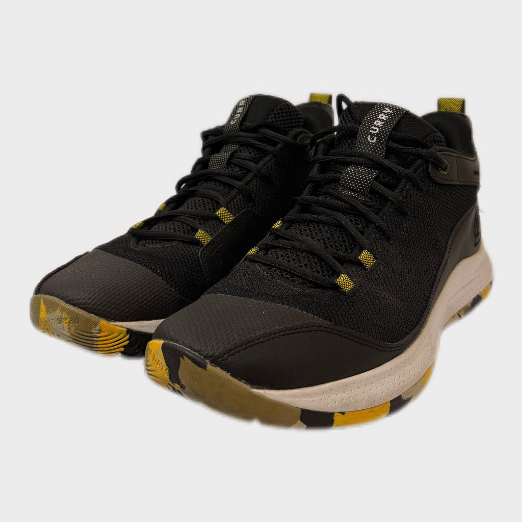 UNDER ARMOUR X CURRY 