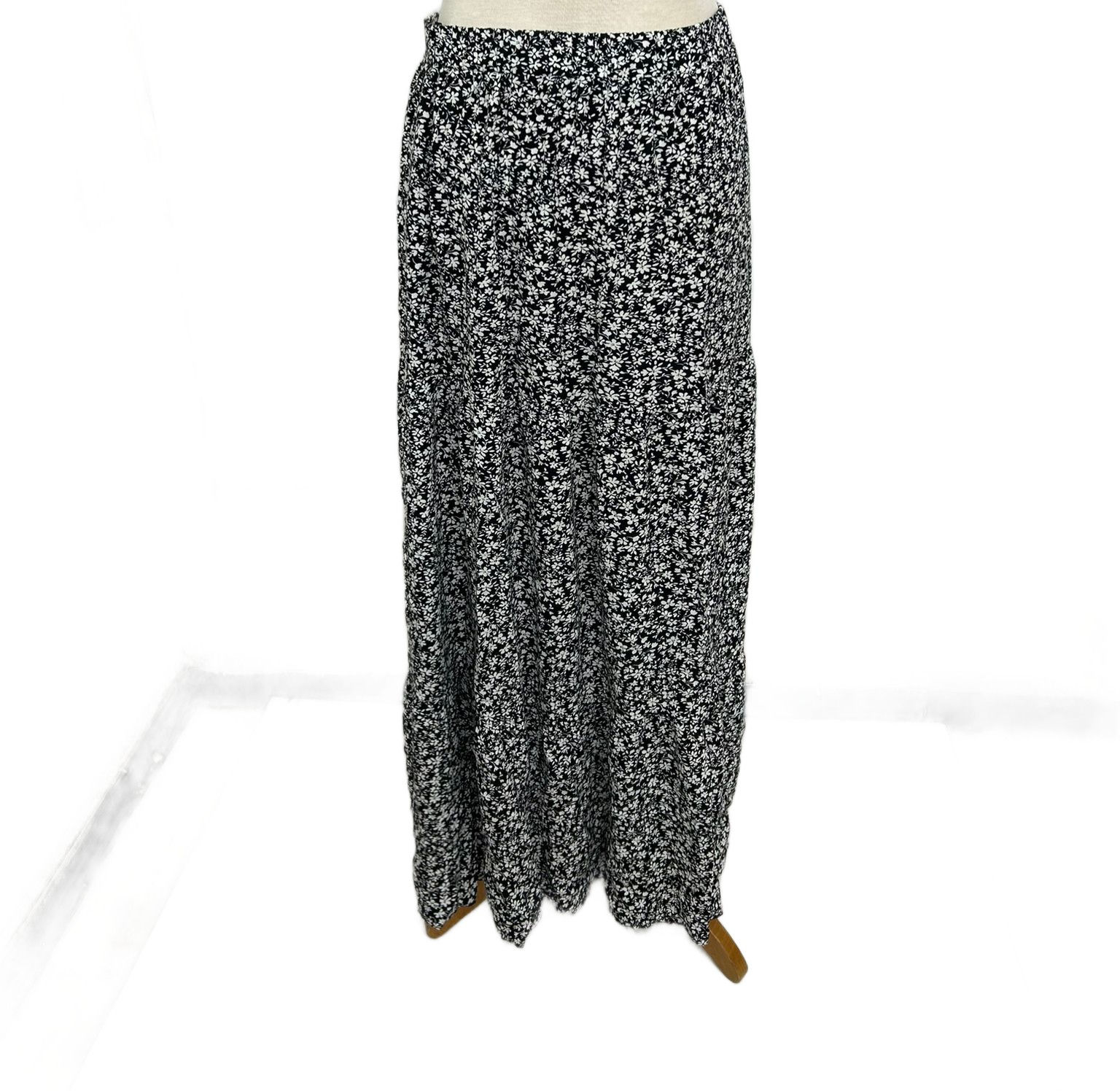 RENUAR Black and White Floral Maxi Skirt