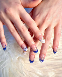 D58C0850-6C3D-4AC0-94C0-944C2E27FDEE