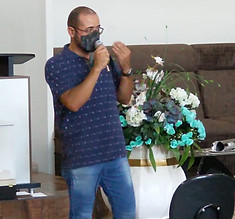PALESTRA IRMÃ EDITH BANDEIRAS 2.jpeg