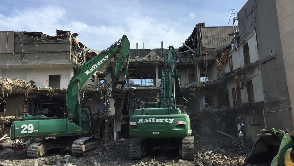 Staged demolition of Building 142 at the University of Melbourne’s Parkville campus, including removal of the building structure and basement.
