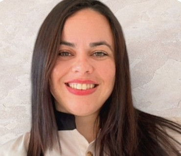 BRUNA M.jpg