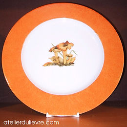 Assiettes plates aile unie peinte à la main