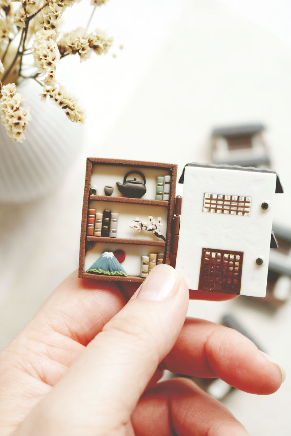 Thumbnail: Japanese Miniature House