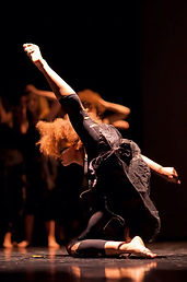 Contemporary dancer, performance, afro