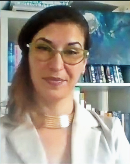 Writer: Lucia Pinzaru