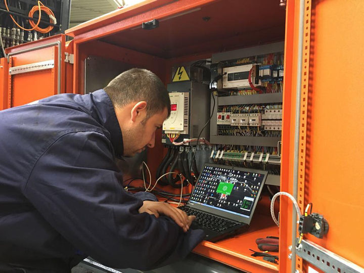 Elektrikli Ekskavatör Güç Ünitesi Montajı – EDM e-mobility Teknik Görseller