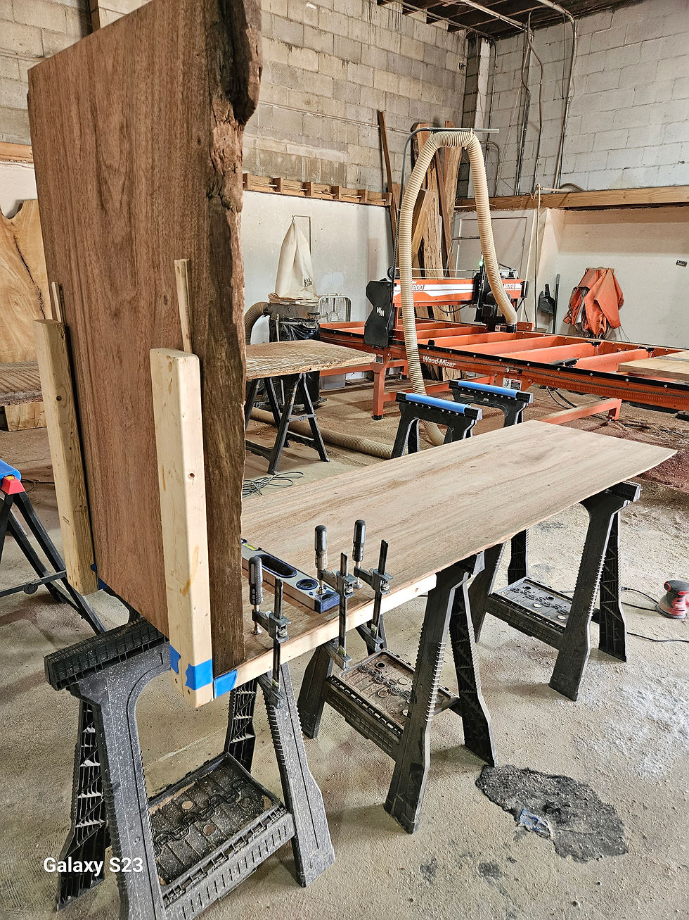 Thumbnail: Lighting struck monkeypod waterfall bar