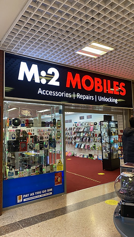 M2 Mobiles Fret Cut Sign