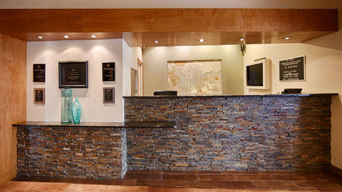 Best Western Davison Inn Lobby