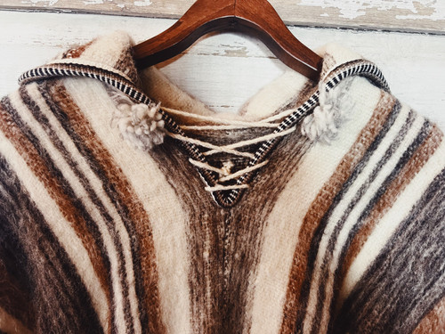 c.1970s Peruvian Alpaca Poncho [Free Size] | DBV