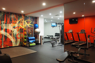 lunalic-banner-amenities-fitness-center4.jpeg