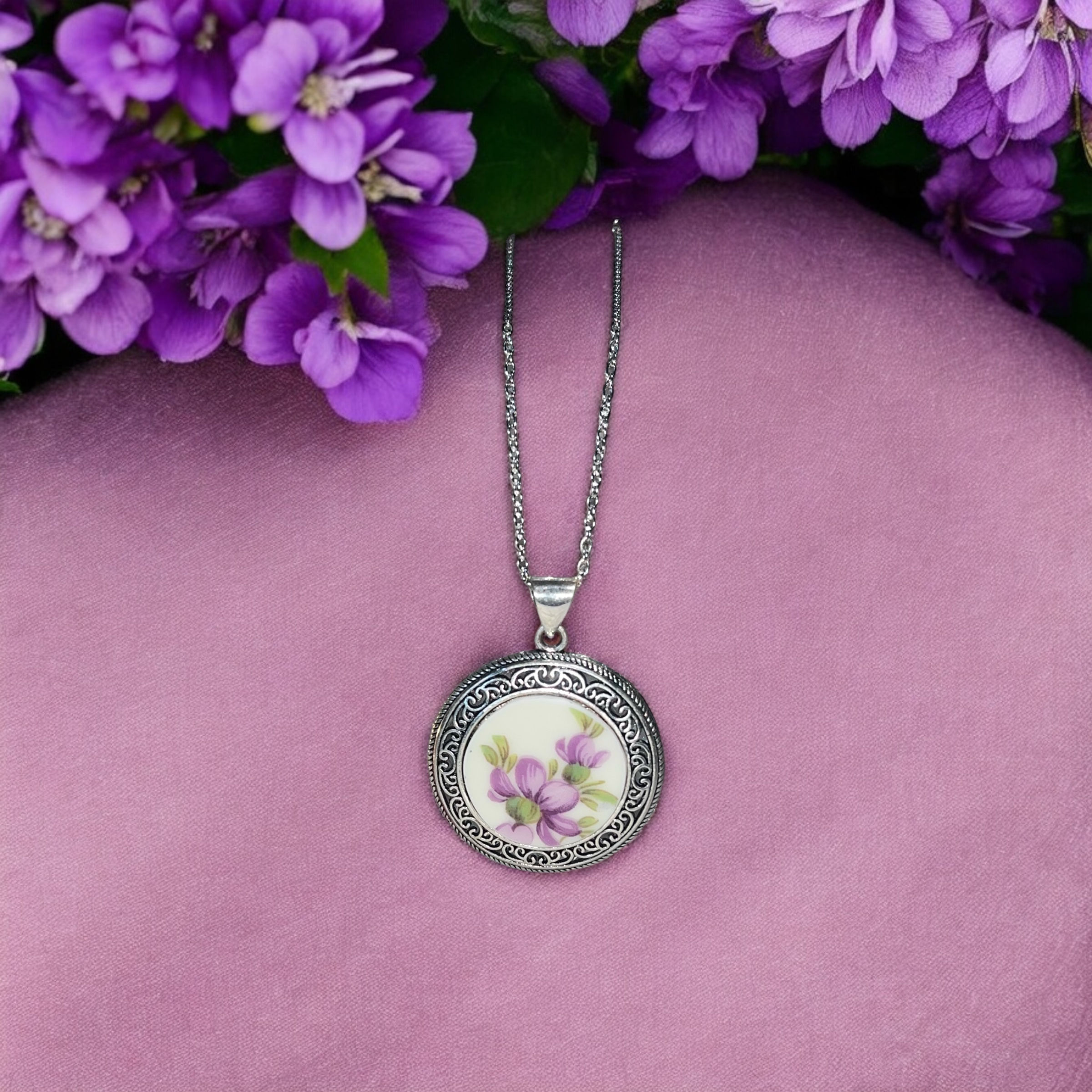 collier "chouette violette"