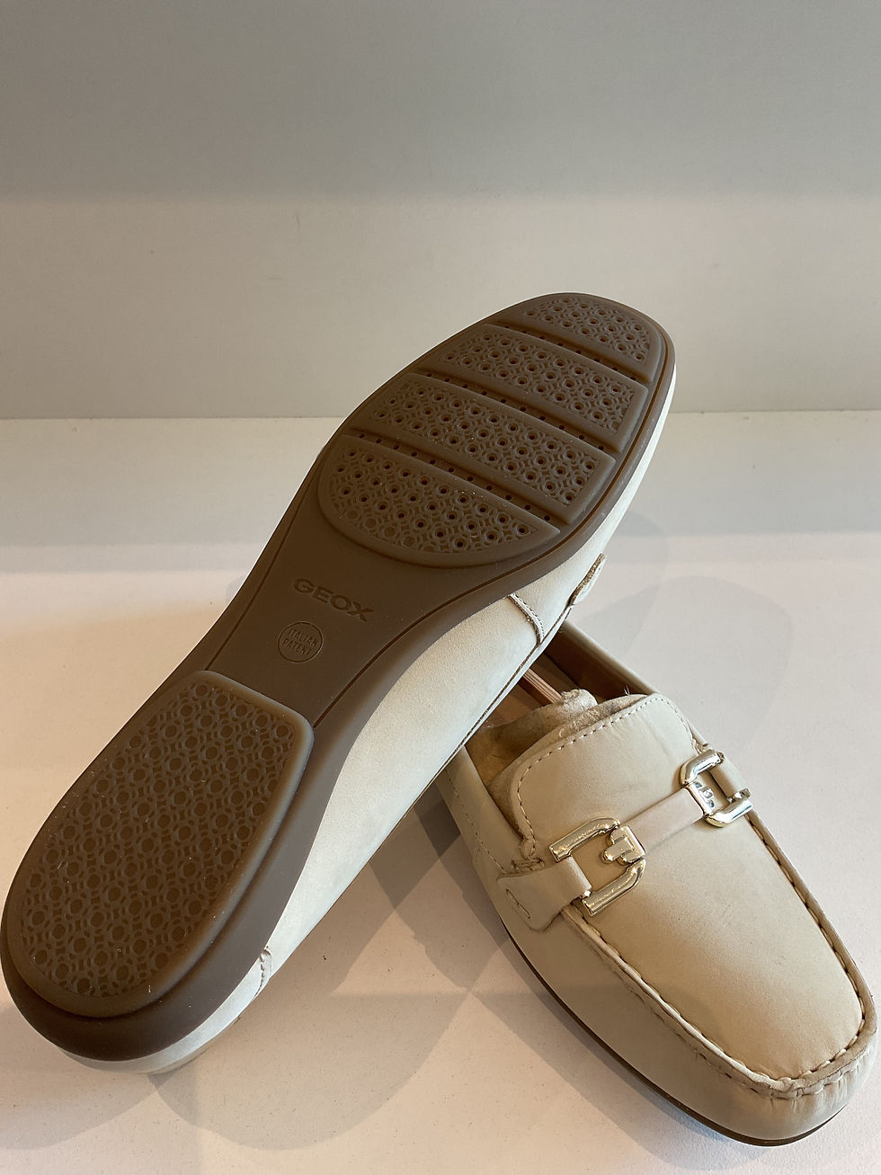 Thumbnail: Geox Respira sand/taupe chain detail shoes size 5 