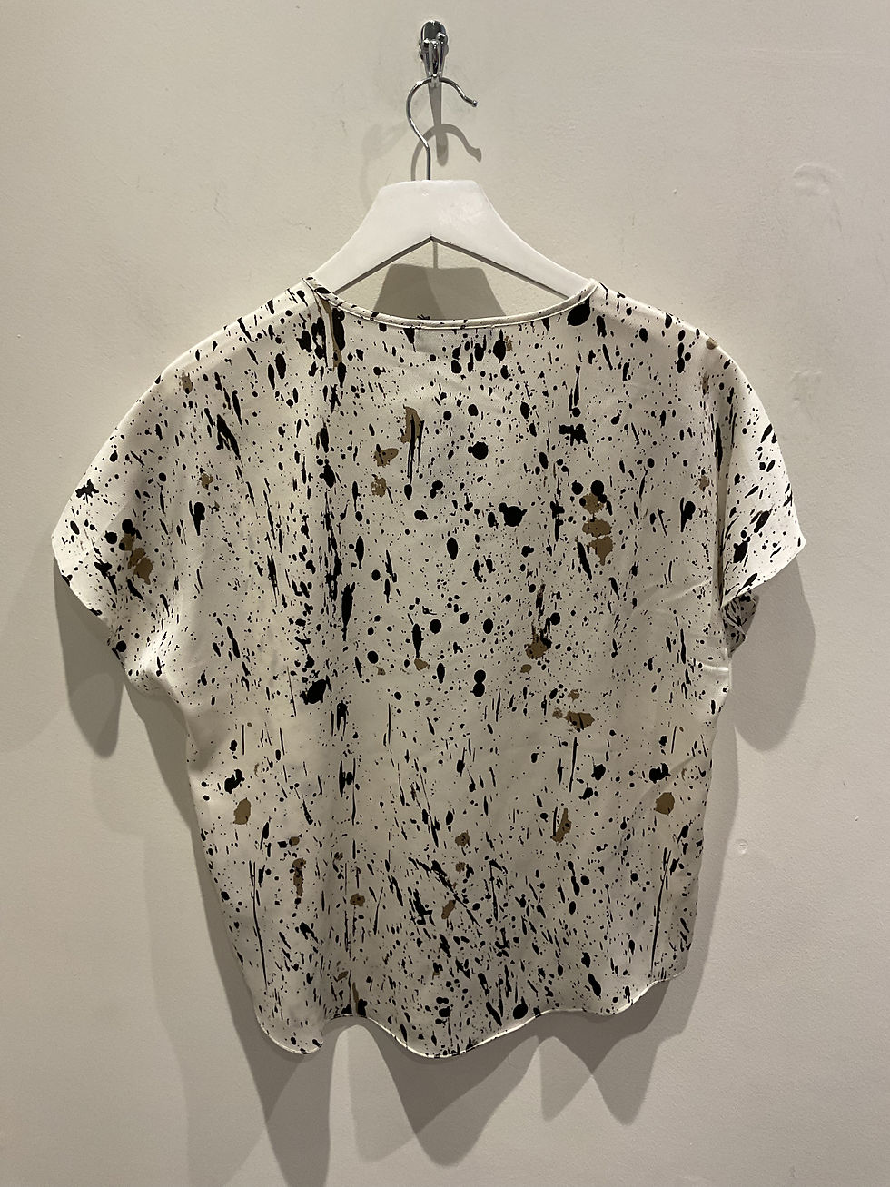 Thumbnail: Bruuns Bazaar short sleeve “Acacia” paint print blouse size 8 new with tags